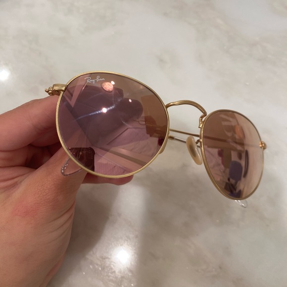 Ray Bans! - Picture 3 of 6